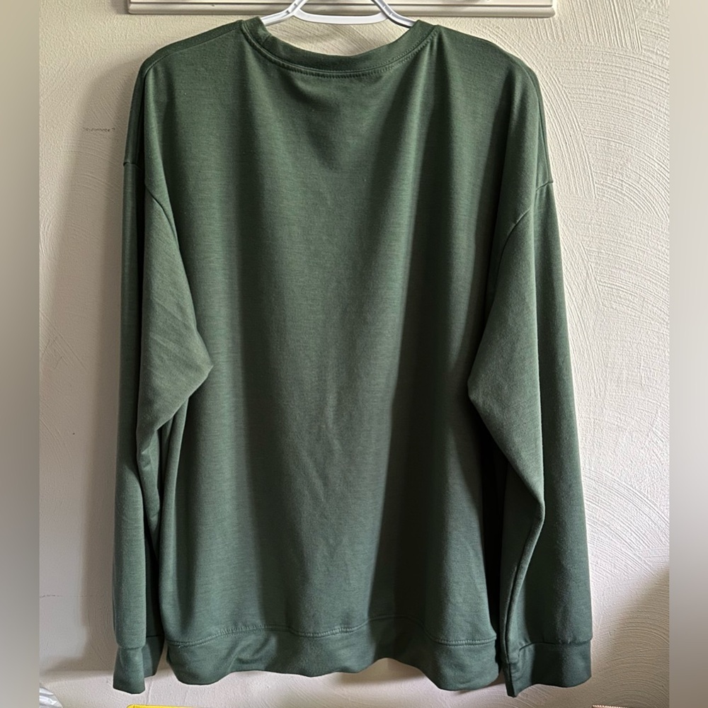 “Auntie” Sweatshirt - Picture 2 of 4